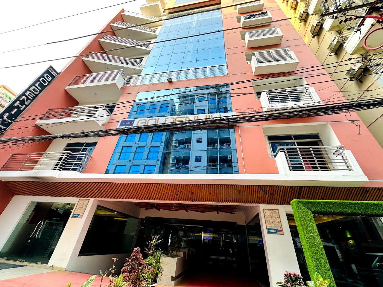 Hotel Golden Hill